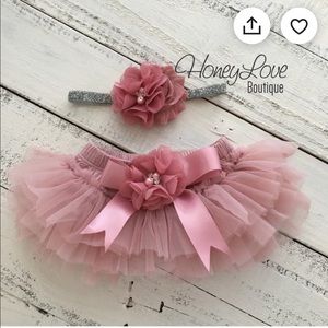 Tutu skirt bloomers diaper cover & pearl
rhinestone flower glitter headband bow